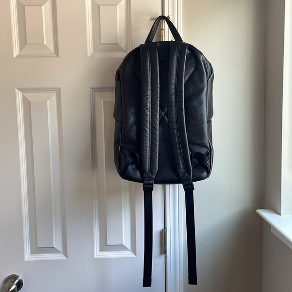 Grams 28 151 Stealth Backpack Version 1.0 - Picture 5 of 7